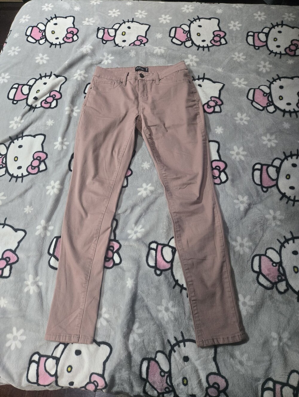 YMI Royalty Dusty Rose Skinny Jeans